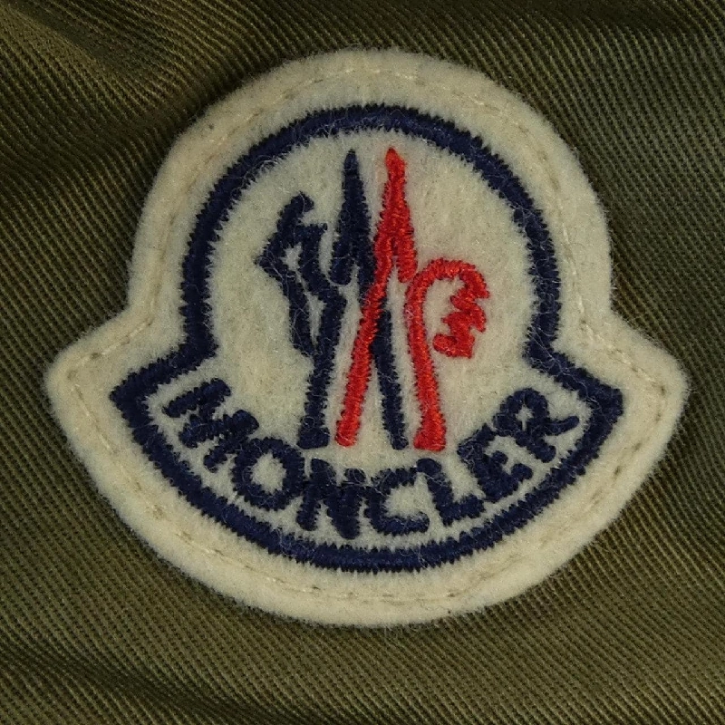 Quần short MONCLER J10912B00011 - Hàng hiệu Authentic 887798