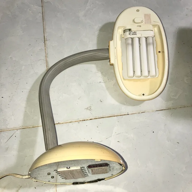 Đèn bàn chiếu sáng Nội địa Nhật 570169