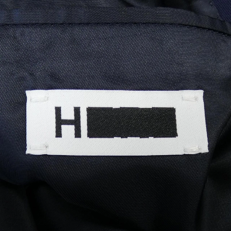 H BEAUTY&YOUTH Suit - Hàng hiệu Authentic 900021