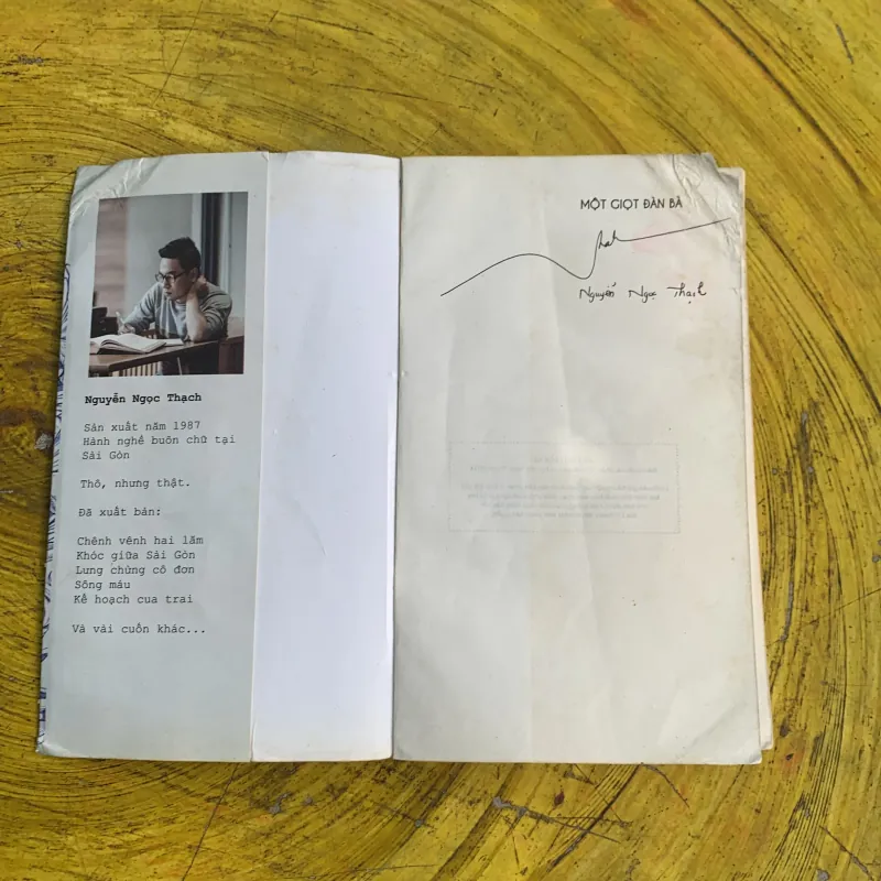 MỘT GIỌT ĐÀN BÀ - NGUYỄN NGỌC THẠCH có chữ ký 746801