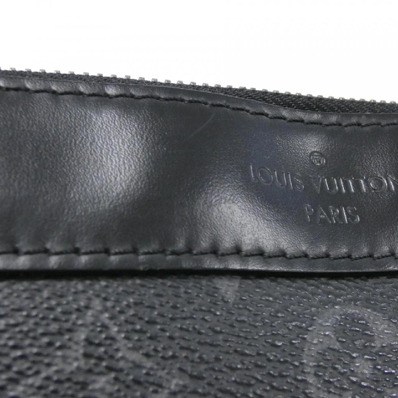 Túi xách Louis Vuitton Monogram Eclipse Pochette Discovery M62291 - Hàng hiệu Chính hãng 805299