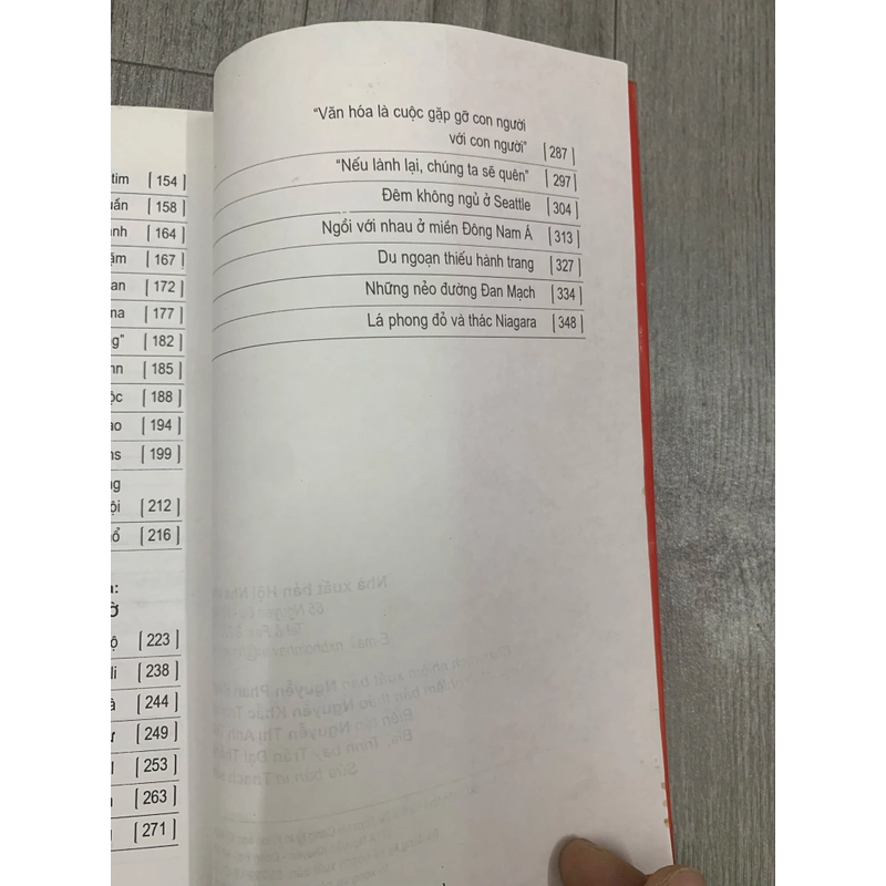 Họ trở thành nhân vật của tôi - Hồ Anh Thái. 2b1 552825