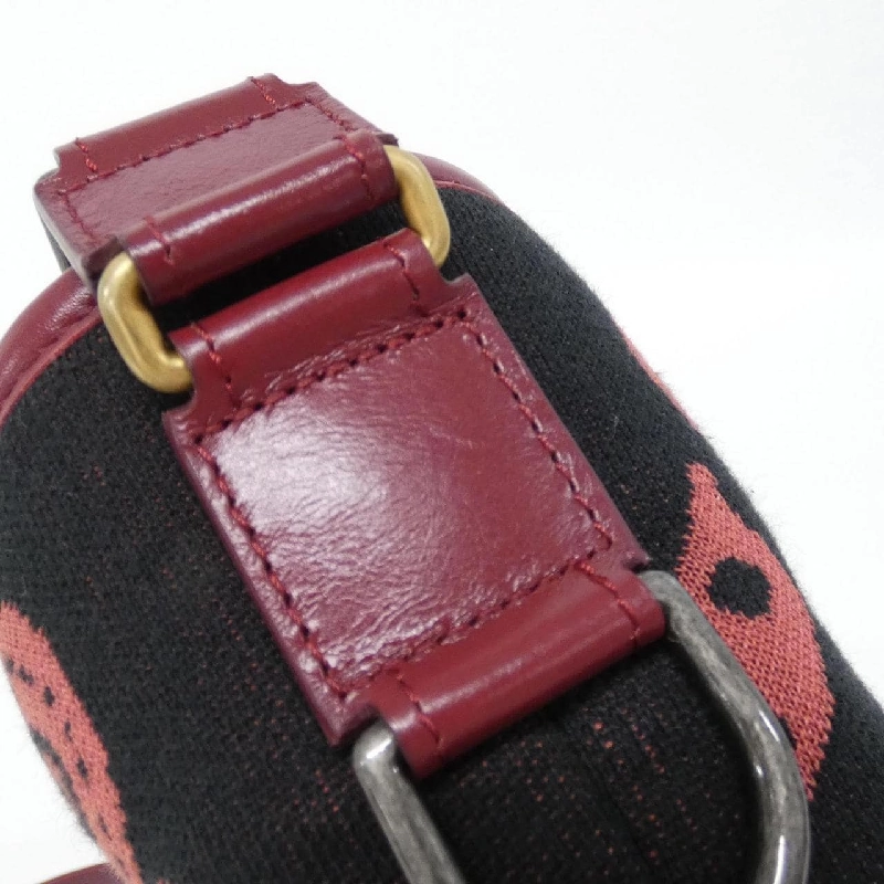 Túi xách chéo Chanel Gabriel Line 91810 - Hàng hiệu Authentic 802533