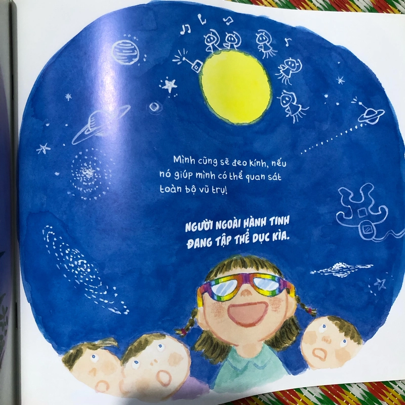 Ehon cho bé - Bí mật của kính cận ( mới 100% bìa 36k) 461181