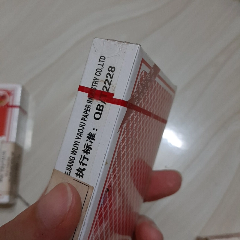 (Combo 2 bộ ) Bài tây mới 100 % 326172