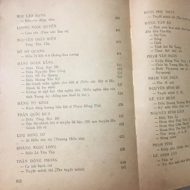 THƠ VĂN YÊU NƯỚC VÀ CÁCH MẠNG ĐẦU THẾ KỈ XX ( 1900-1930 ) 497935