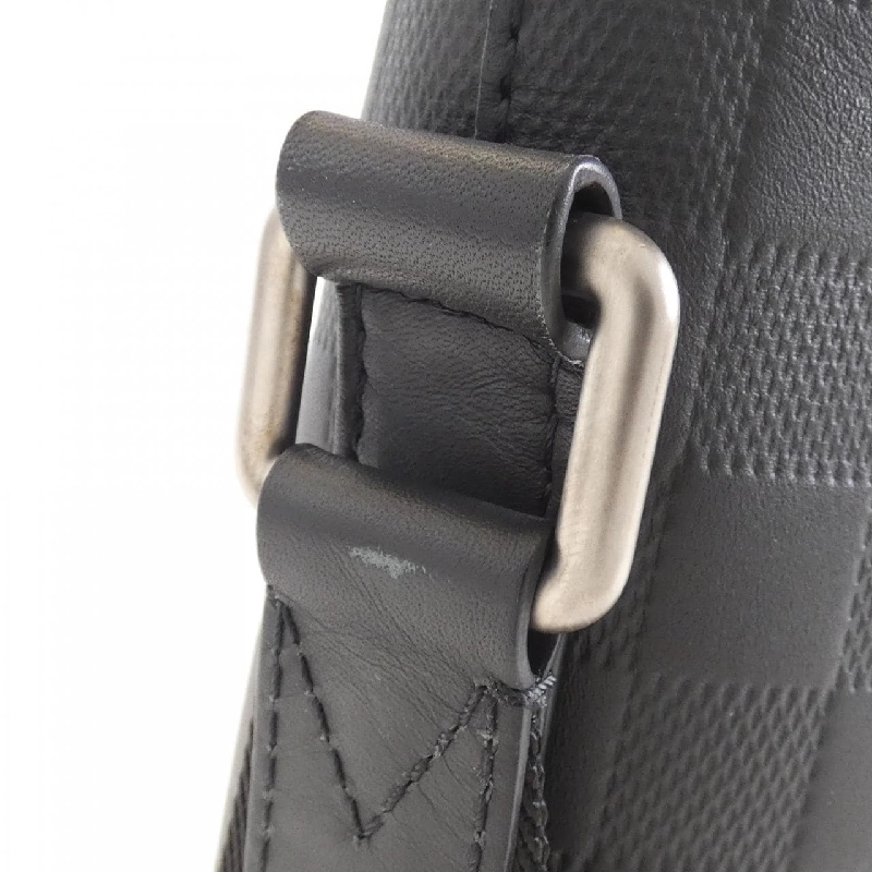 Túi xách chéo Louis Vuitton Damier Infini Discovery PM N42415 613819