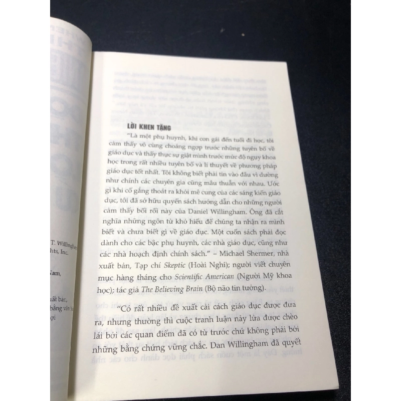 Đọc vị thiên hạ lọc những cú lừa Daniel T.Willingham 2018 mới 90% bẩn nhẹ HCM0611 912343
