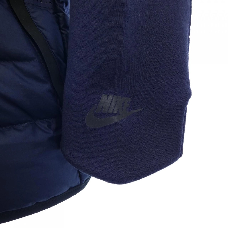 Áo khoác lông vũ NIKE - Hàng hiệu Authentic 900643