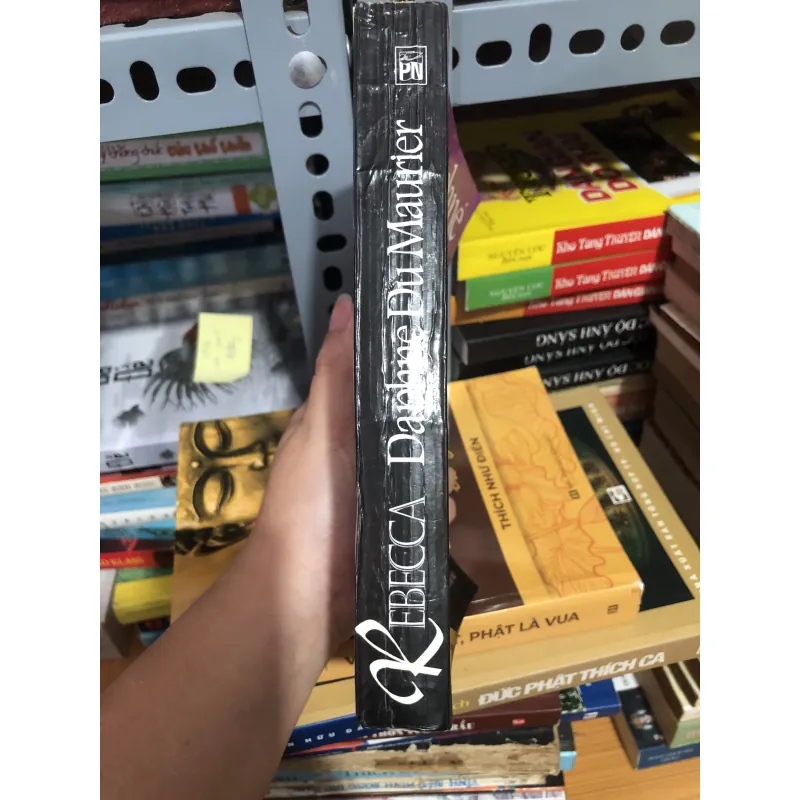 Tiểu thuyết Rebecca 990607