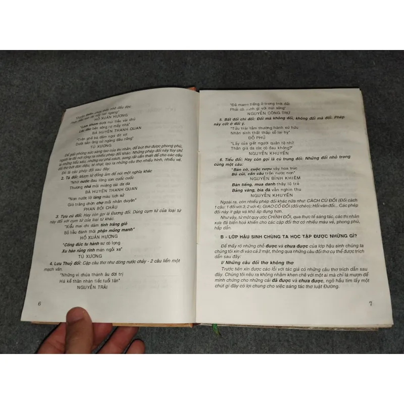 BÚT XƯA ( SƠ TUYỂN 10 NĂM THƠ LUẬT ĐƯỜNG VIỆT NAM 1990 - 2000) TẬP II - HOÀI YÊN 729566