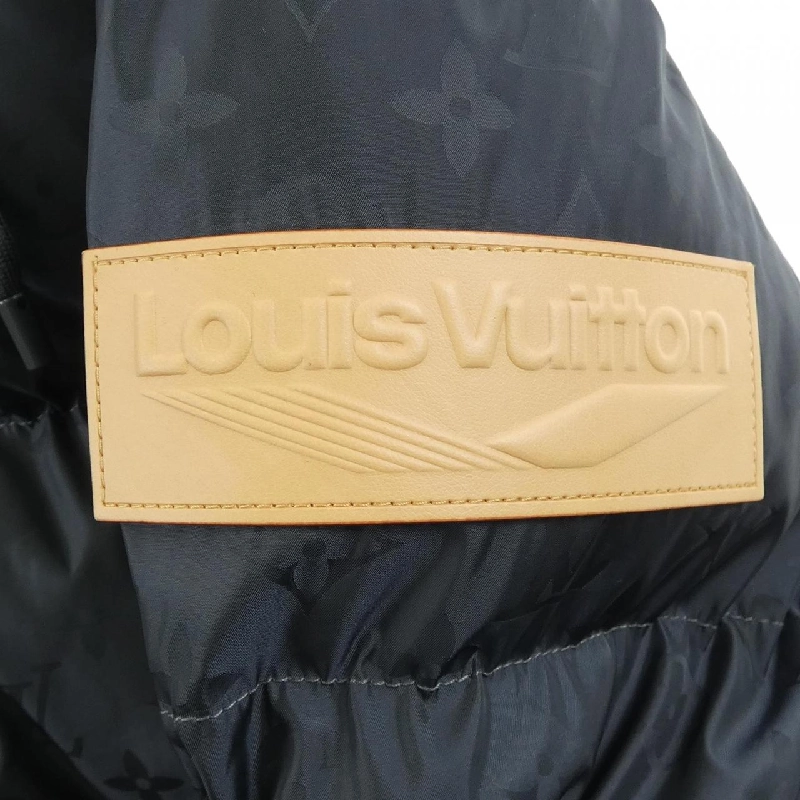 Áo khoác lông vũ Louis Vuitton Monogram HSB37EQRS - Hàng hiệu Chính hãng 895380