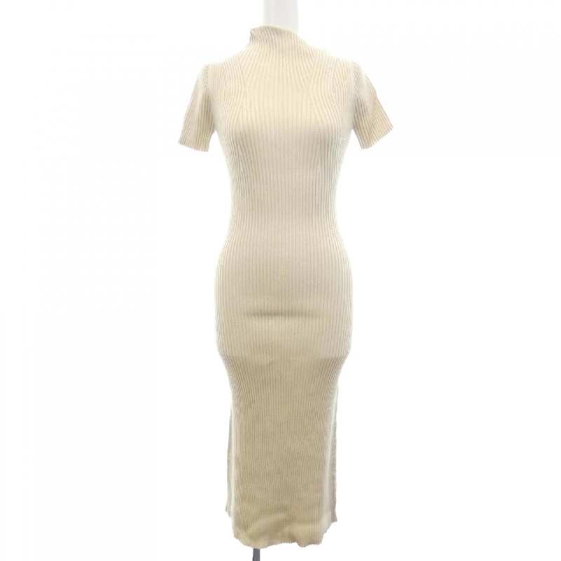 【Khuyến mãi】Đầm ANUANS 651573