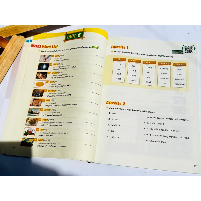 Bộ sách 1000 basic English words (4 cuốn) 732947