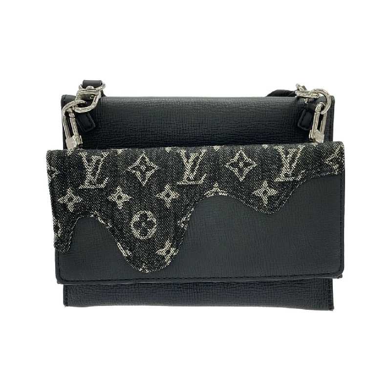 Túi đeo vai Louis Vuitton Monogram Drip Trio Pouch M81013 - Hàng hiệu Chính hãng 801572