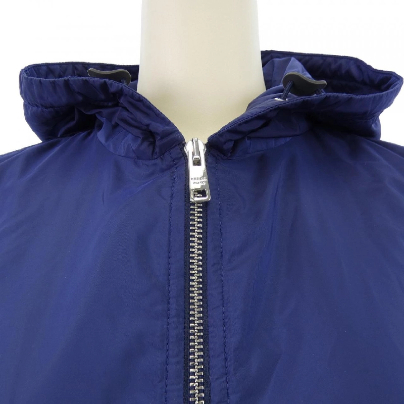 Áo khoác PRADA với logo hình tam giác 29Q597 R191 Q04 - Hàng hiệu Chính hãng 817456