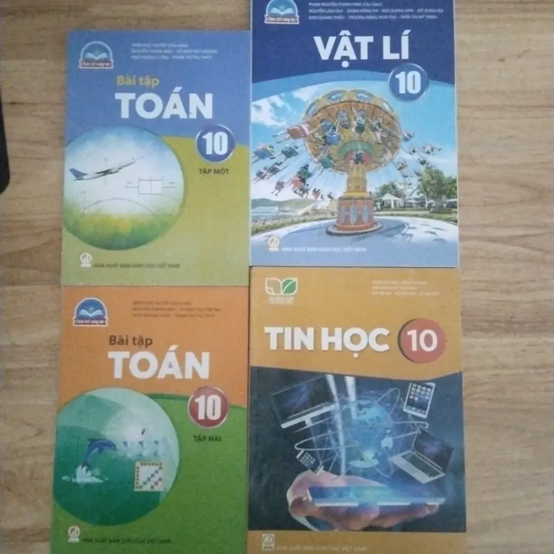 2 cuốn SGK lớp 10 Bài tập toán và vật lý 10 chân trời sáng tạo + 1 Tin 10 Kết nối  597651