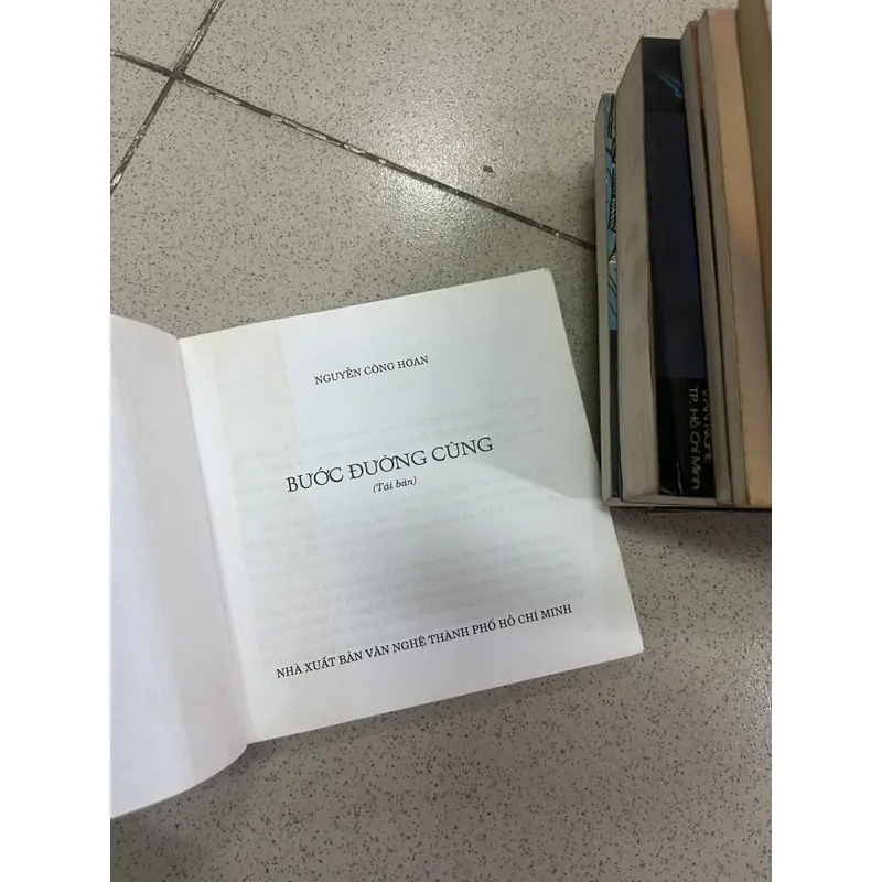 COMBO 10 CUỐN TRUYỆN NGẮN/ TIỂU THUYẾT 697556