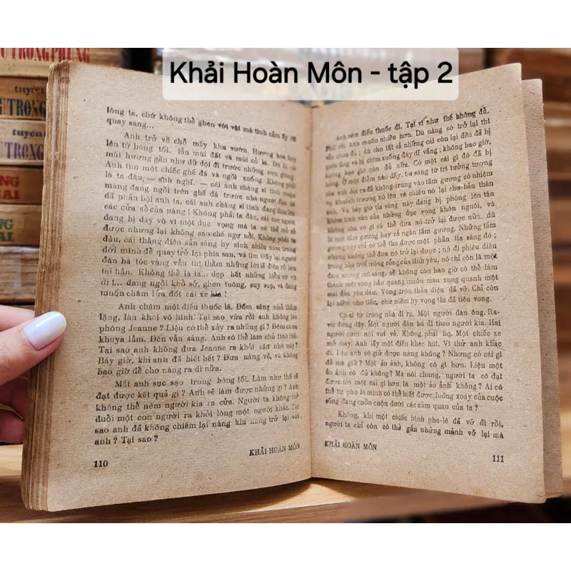 Trọn bộ 2 tập tiểu thuyết KHẢI HOÀN MÔN, nhà văn Erich Maria Remarque 705069