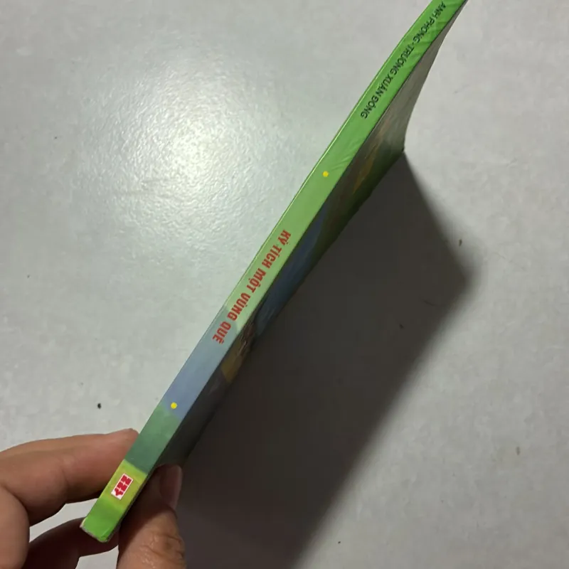 Kỳ tích một vùng quê (tặng khi mua sách ở Tiệm) 791785