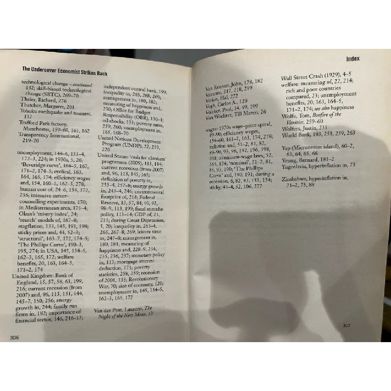 The Undercover Economist Strikes Back - Tim Harford 601779