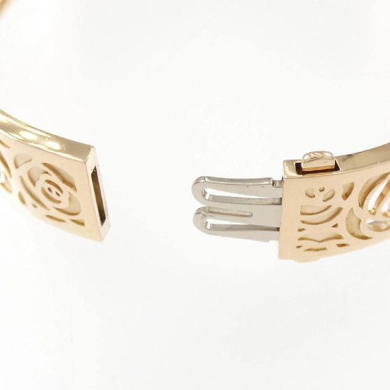 Bangle hoa nhài Chanel 667334