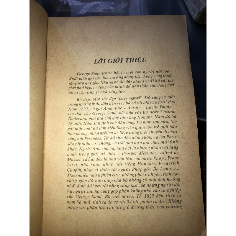 Chỉ còn lại tình yêu - George Sand 1038247