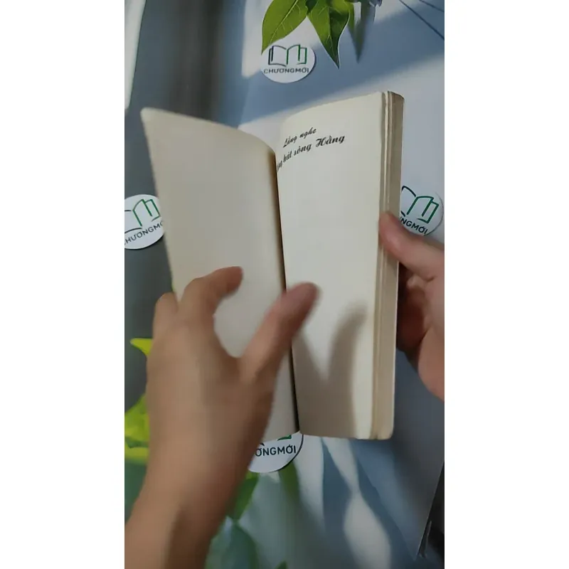 Lắng Nghe Tiếng Hát Sông Hằng - Bác sĩ Quách Huệ Trân 928585