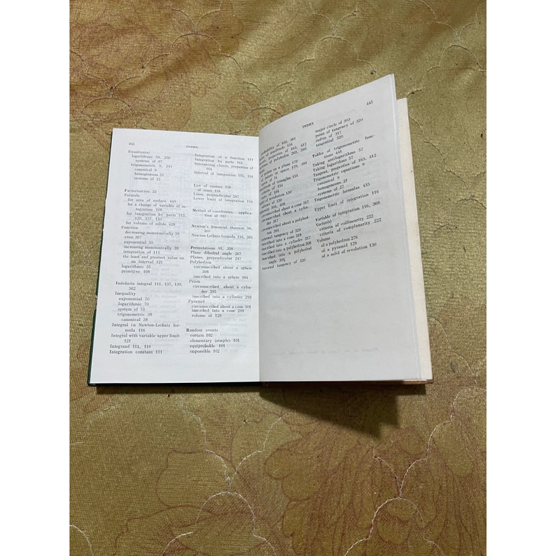 HIGH-SCHOOL MATHEMATICCS Under the editorship of Professor G.N. YAKOVLEV,D.Sc. 543654