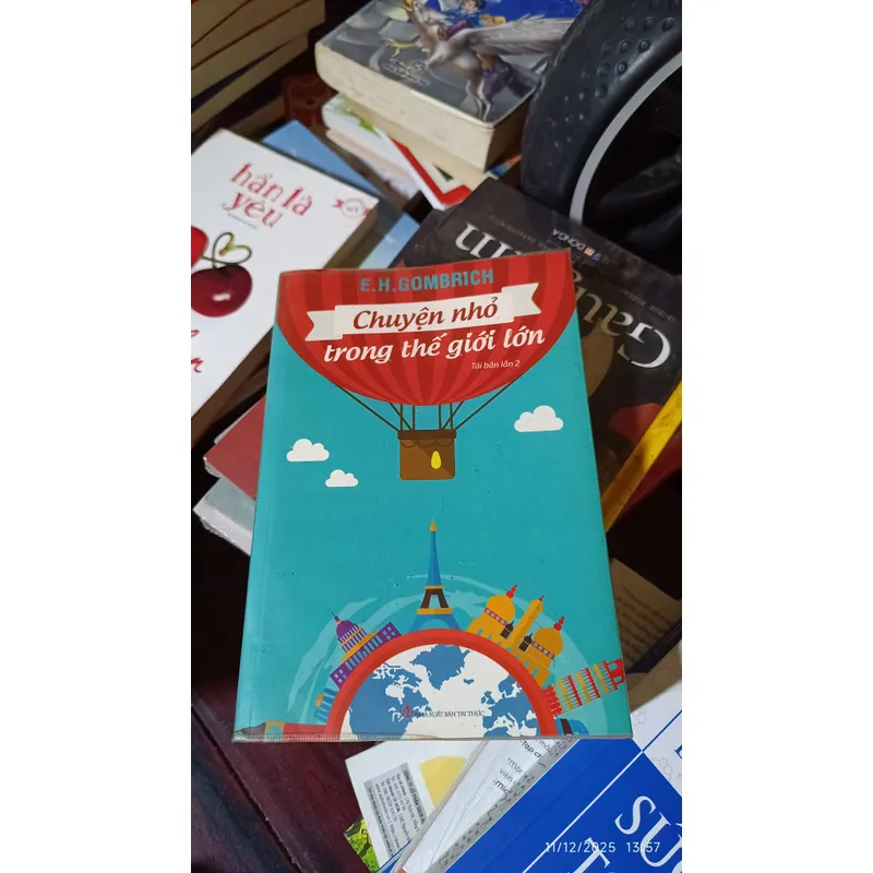 Chuyện Nhỏ Trong Thế Giới Lớn 695098