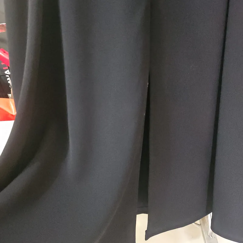 RẬP VIỆT NAM + ĐẦM + SIZE L + Đen + CÒN MỚI 925526