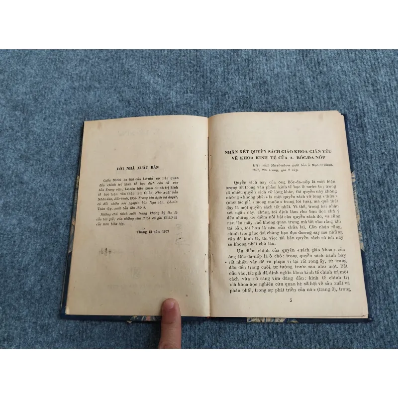 MƯỜI BA BÀI CÓ LIÊN QUAN ĐẾN KINH TẾ CHÍNH TRỊ 688852