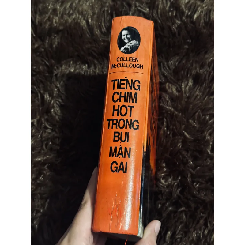 Tiếng chim hót trong bụi mận gai 716807