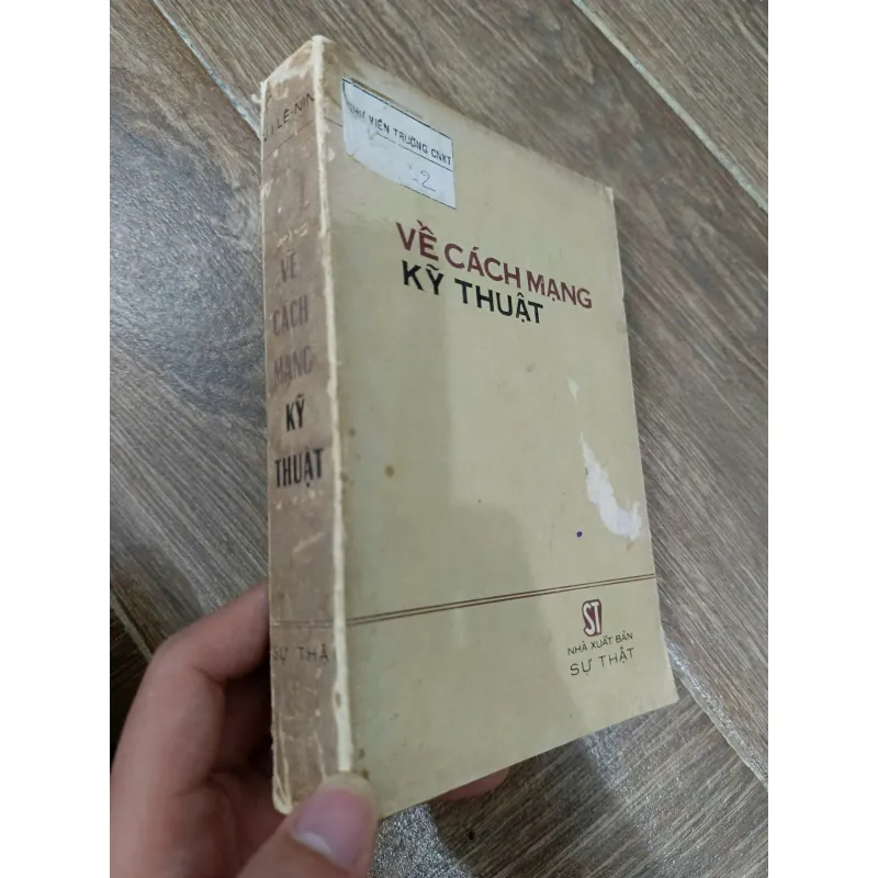 V.I.Lenin - Về cách mạng kỹ thuật 996055