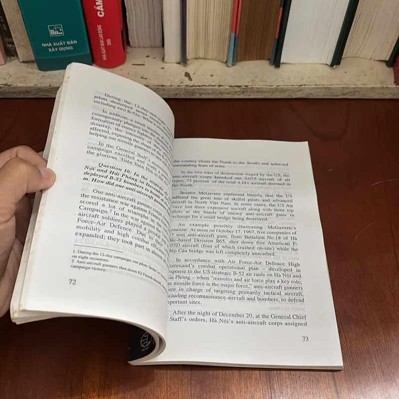 [Chữ Ký Tác Giả] - II Christmas Bombing Điện Biên Phủ In The Air - Lưu Trọng Lân - 2004 638462