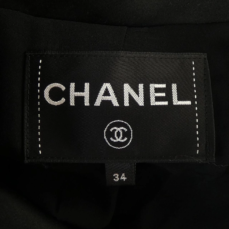 Áo khoác CHANEL 634864