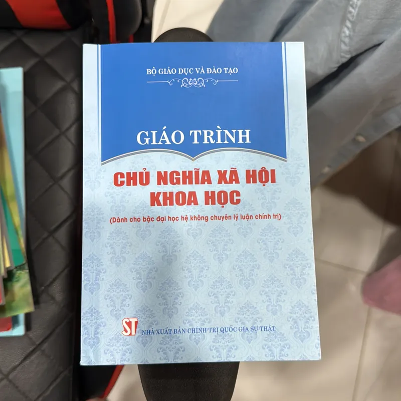 Sách giáo trình chủ nghĩa xã hội khoa học 720077