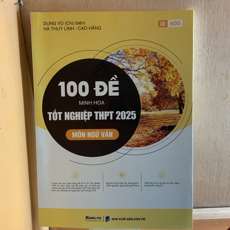 Sách ôn thi THPT -100đề văn của sách moon vn / tình trạng mới nguyên ạ 493920