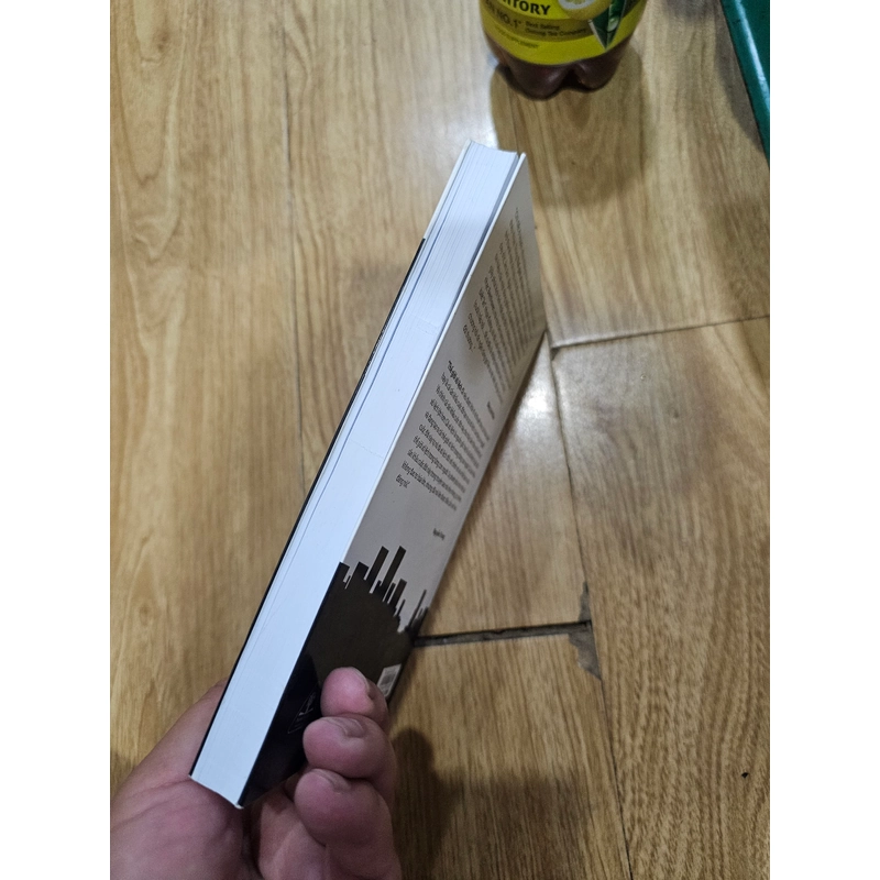 Thế giới xô lệch 408273