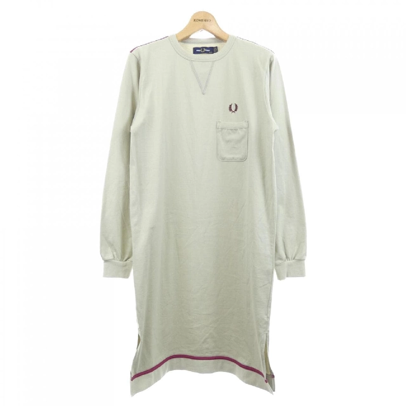 Đầm cắt FRED PERRY - Hàng hiệu Authentic 813987