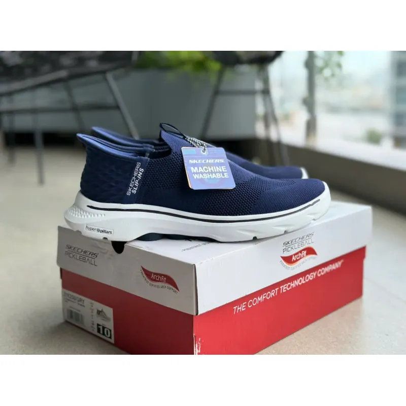 Giầy thể thao go Walk dành cho nam  ,hàng mới đầy đủ tem ,hộp  991305