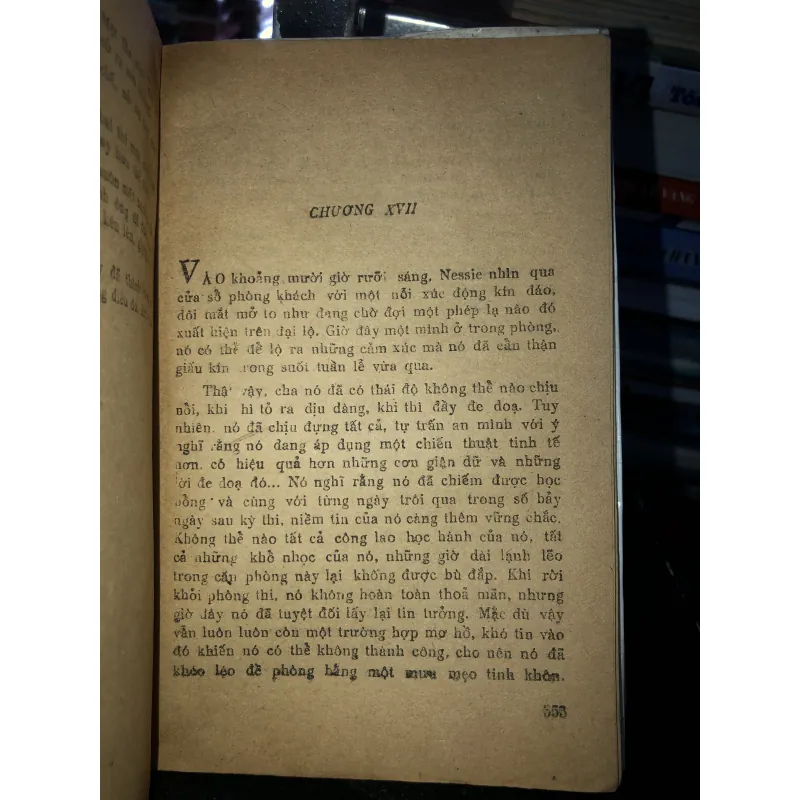  Lâu đài người bán nón - A.J. Cronin 792308