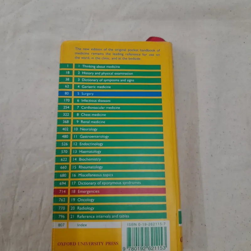 Oxford handbook of clinical medicine. 3rd edition. R.A. Hope 593074