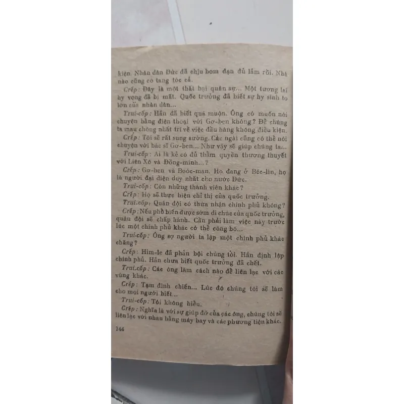 Những ngày cuối cùng của Hít Le 969734