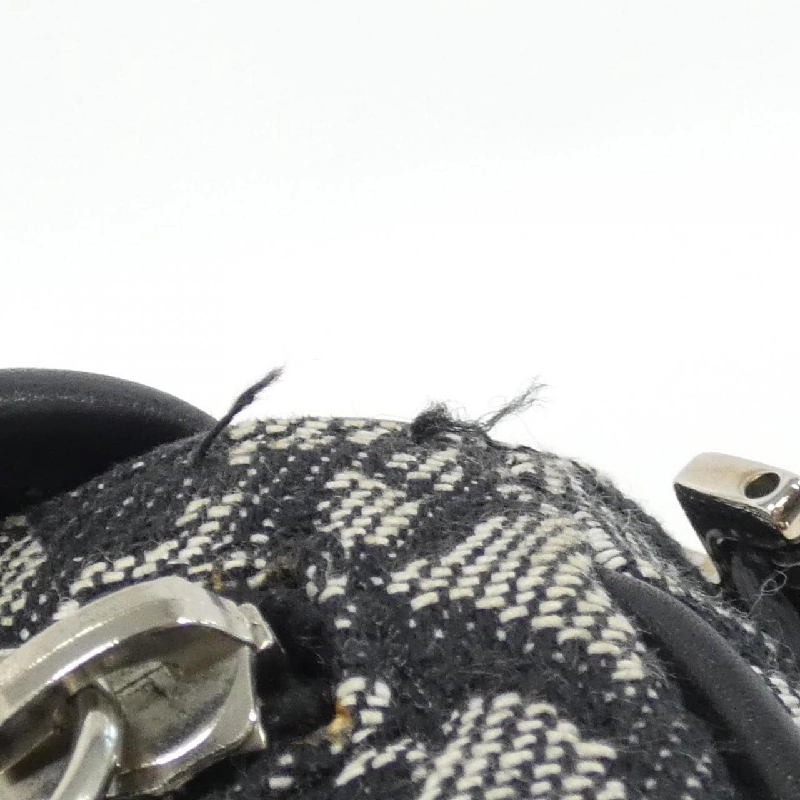 Túi xách vai Christian Dior - Hàng hiệu Authentic 767400