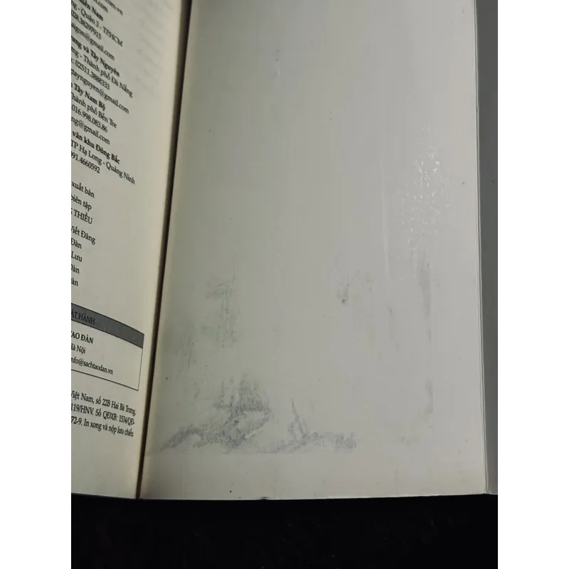 Cây người - Patrick White 733077