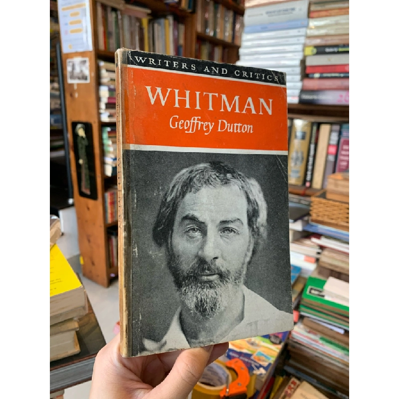 WRITERS AND CRITICS: WHITMAN - Geoffrey Dutton 271610