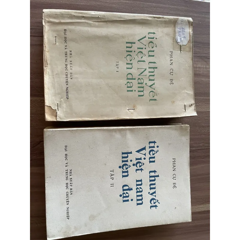 tiểu thuyết Việt Nam hiện đại - Phan Cự Đệ, 1974;1975- 452548