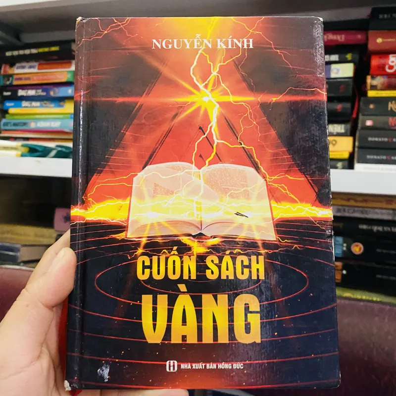 Cuốn Sách Vàng - Nguyễn Kính#HATRA 420471