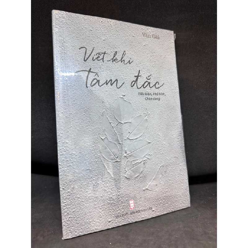 [Phiên Chợ Sách Cũ] Viết Khi Tâm Đắc, Văn Giá, (Nguyên Seal) 1503 410339